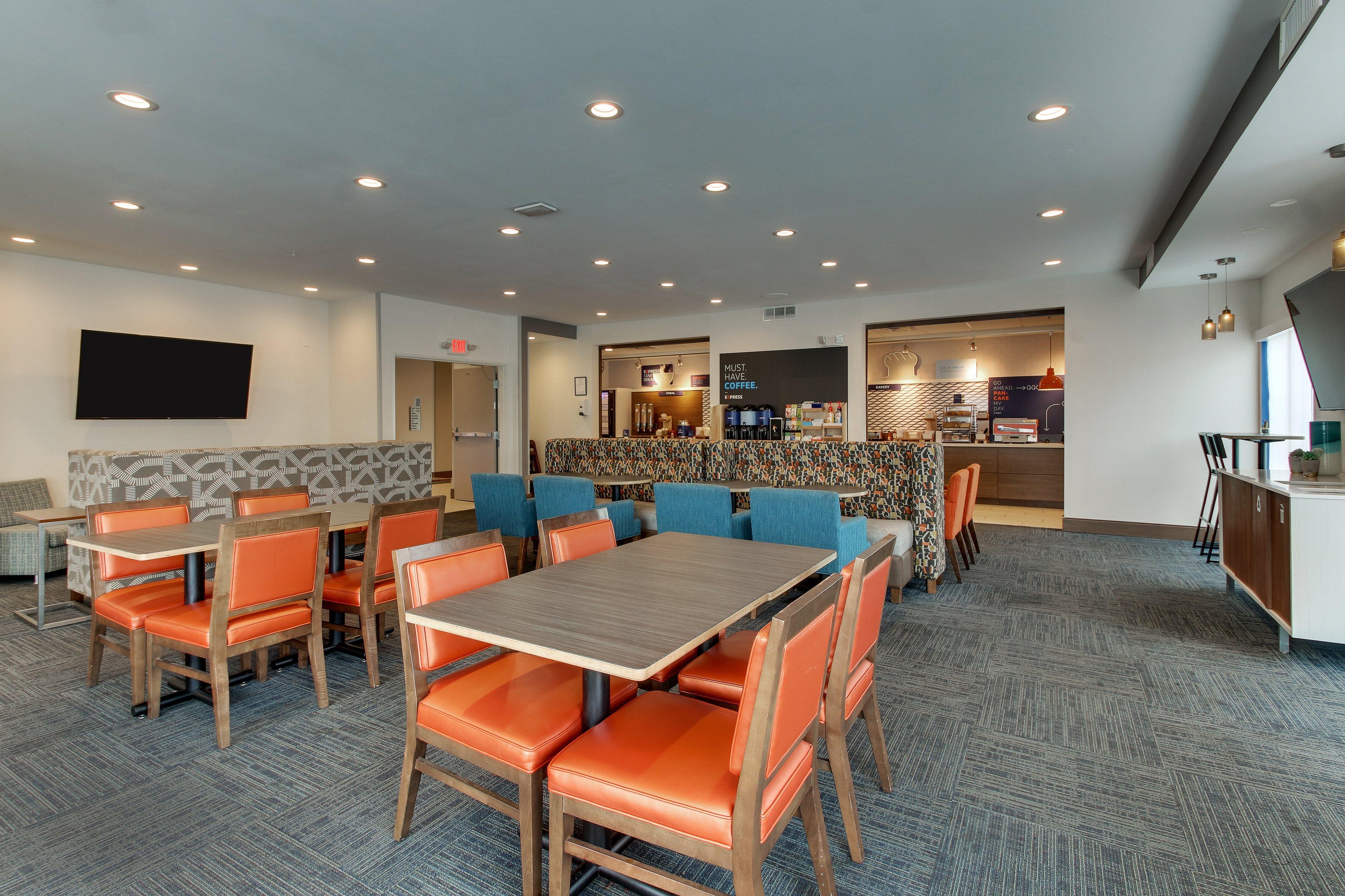 Holiday Inn Express & Suites Ithaca By Ihg Exterior photo