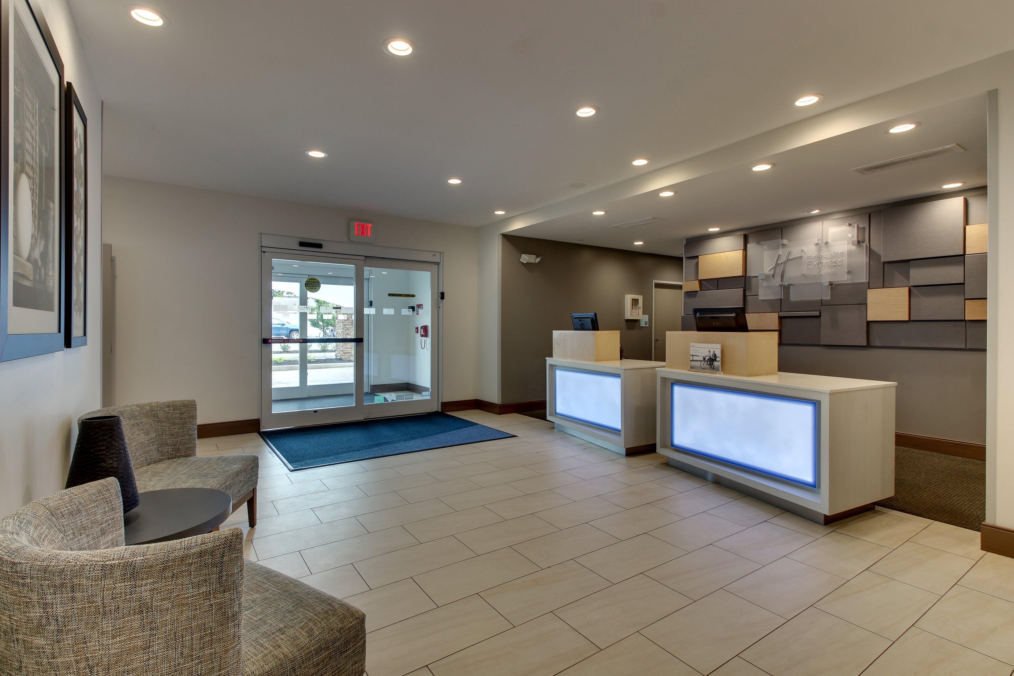Holiday Inn Express & Suites Ithaca By Ihg Exterior photo